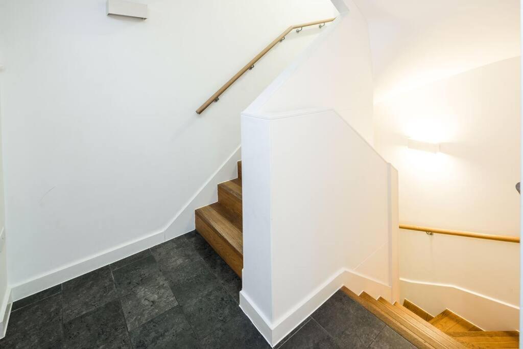 Chic And Spacious Flat Near Bond Street Daire Londra Dış mekan fotoğraf